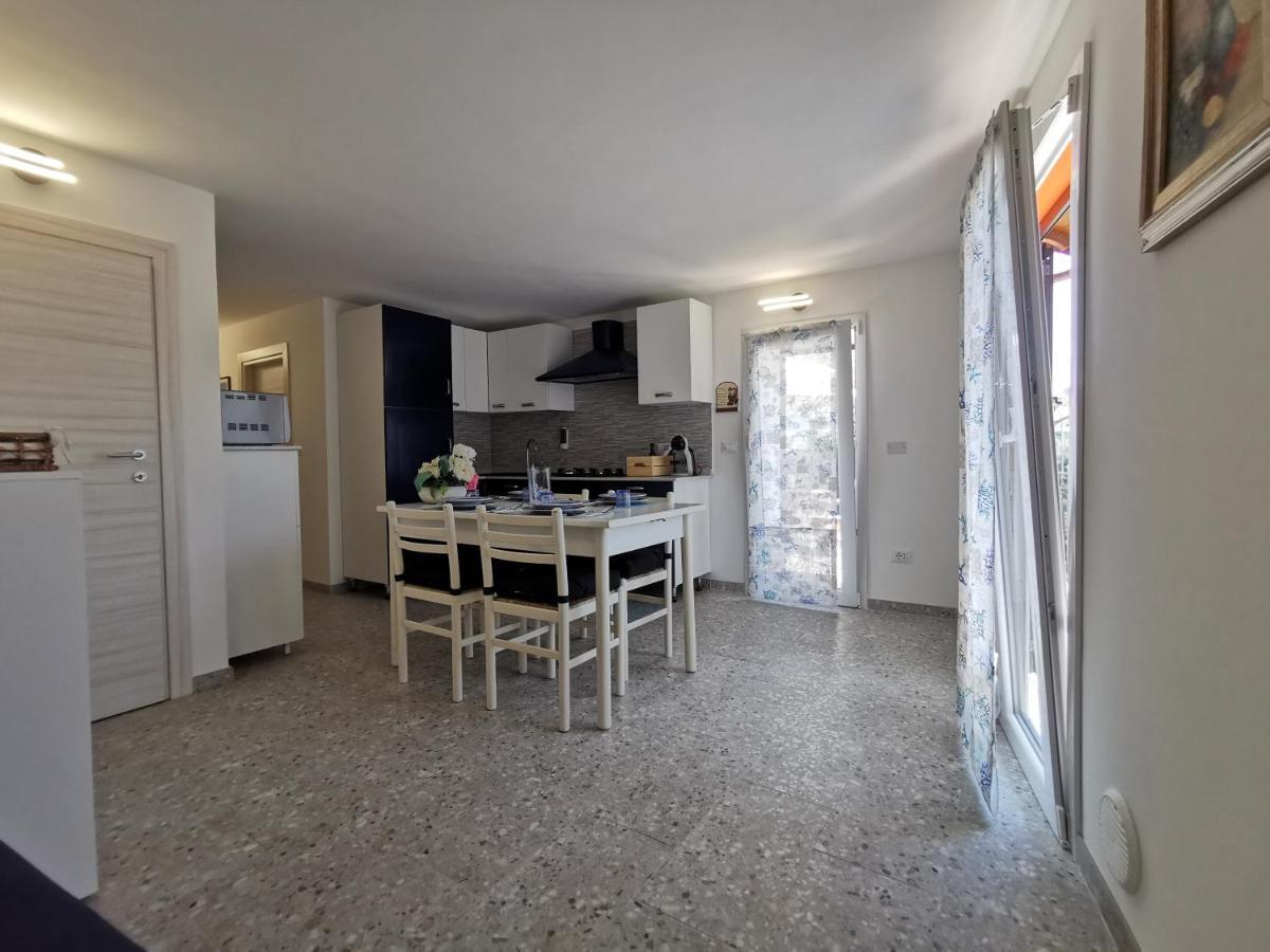 Bed and Breakfast Il Viaggio Diano Marina Esterno foto