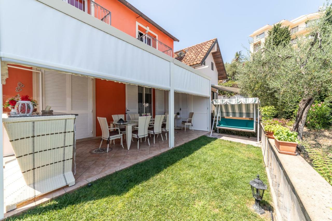 Bed and Breakfast Il Viaggio Diano Marina Esterno foto